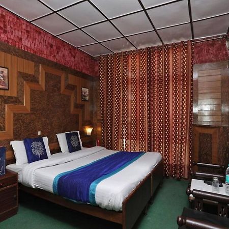 Goroomgo Ankur Lake View Mall Road Nainital - Prime Location With Luxury Room 외부 사진