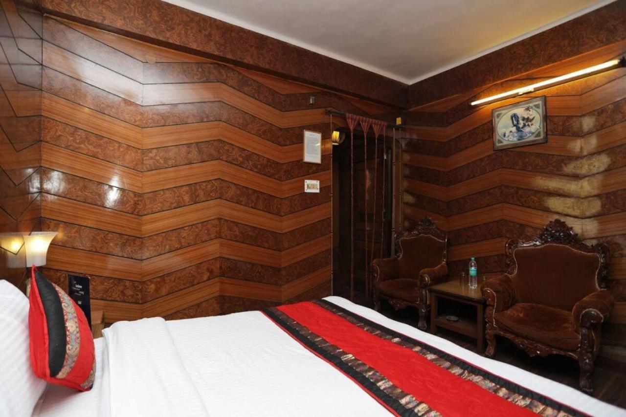 Goroomgo Ankur Lake View Mall Road Nainital - Prime Location With Luxury Room 외부 사진